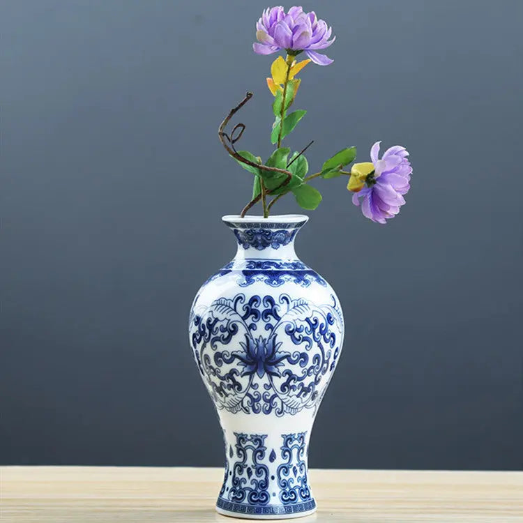 BlueBloom Porcelain Vase Teemdrop